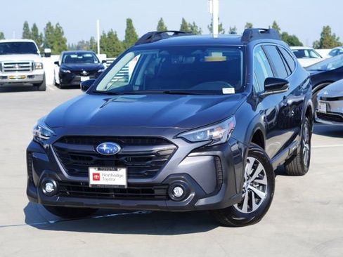 Used 2025 Subaru Outback Premium w/ Popular Package #1A AWD/4WD image 5