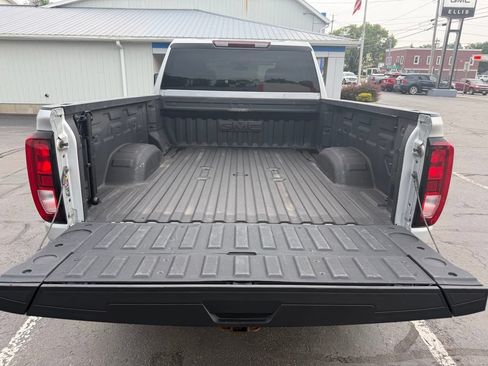 Used 2023 GMC Sierra 3500 SLE w/ SLE Convenience Package AWD/4WD image 7