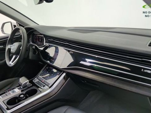 Used 2023 Audi Q8 Premium w/ Convenience Package AWD/4WD image 22