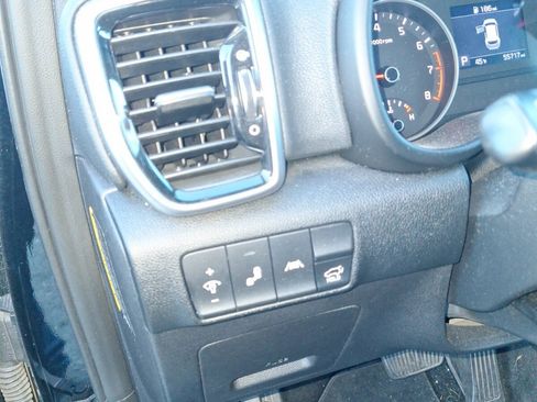 Used 2020 Kia Sportage EX image 11