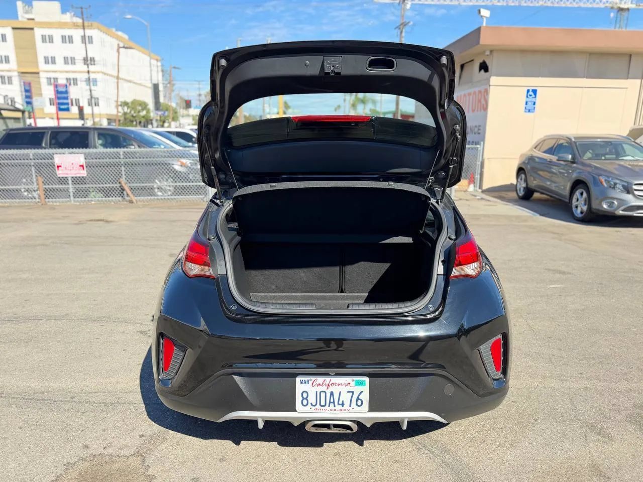Used 2019 Hyundai Veloster 2.0 FWD image 25
