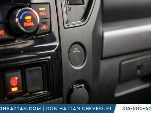 Used 2021 Nissan Titan PRO-4X w/ Pro-4x Utility Package image 15
