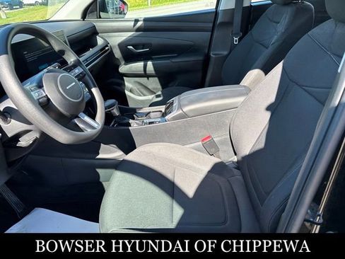 Certified 2025 Hyundai Tucson SE AWD/4WD image 8