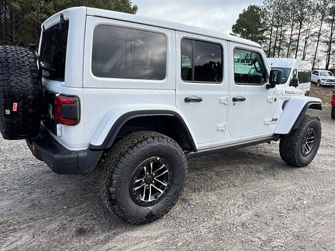 New 2026 Jeep Wrangler Unlimited Rubicon image 8