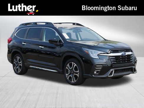 Certified 2025 Subaru Ascent Touring AWD/4WD image 1