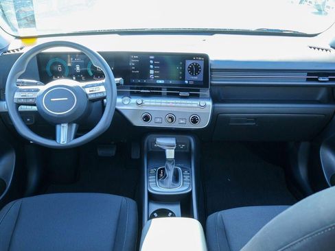 New 2026 Hyundai Kona SE image 6