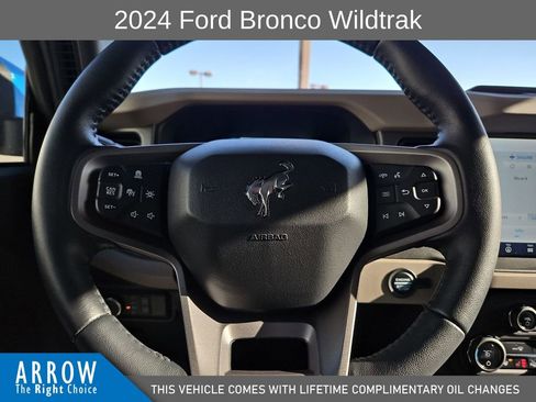 Used 2024 Ford Bronco Wildtrak image 27