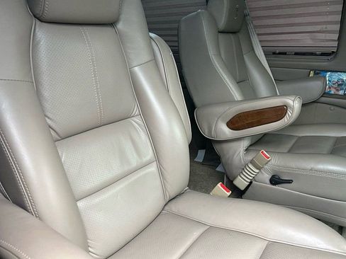 Used 2016 GMC Savana 2500 image 23