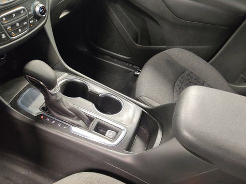 Used 2024 Chevrolet Equinox LT w/ LPO, Floor Liner Package image 26