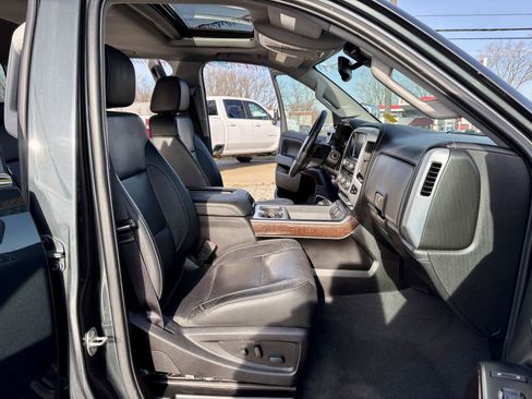 Used 2019 GMC Sierra 2500 SLT w/ Duramax Plus Package image 7