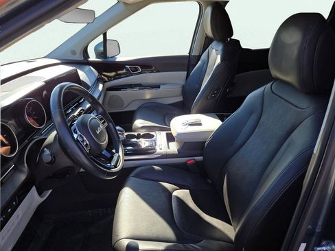 Certified 2022 Kia Carnival SX w/ Paint Protection Package image 18