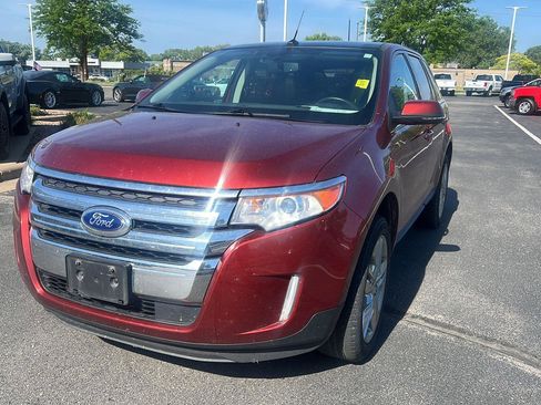 Used 2014 Ford Edge Limited w/ Equipment Group 302A AWD/4WD image 12