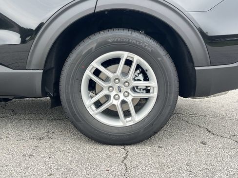 New 2026 Ford Explorer Active RWD image 25