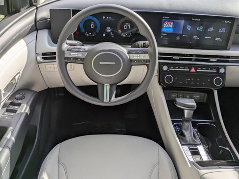 New 2026 Hyundai Tucson SEL image 18