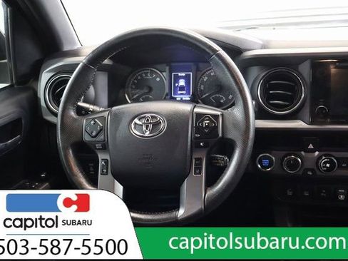 Used 2018 Toyota Tacoma TRD Sport w/ Technology Package AWD/4WD image 14