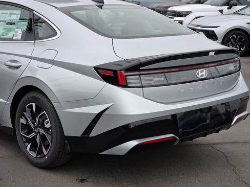 New 2025 Hyundai Sonata SEL image 10