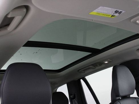 Certified 2023 Volvo XC90 T8 Plus w/ Protection Package Premier image 23