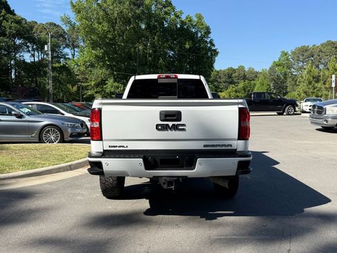 Used 2019 GMC Sierra 3500 Denali w/ Duramax Plus Package image 6