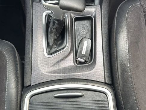 Used 2018 Dodge Charger GT image 19