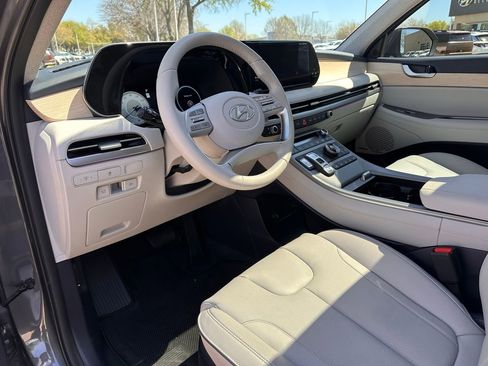 Used 2025 Hyundai Palisade Limited image 29