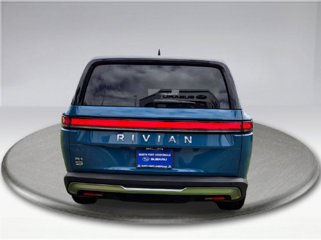 Used 2025 Rivian R1S Adventure Dual AWD/4WD image 14
