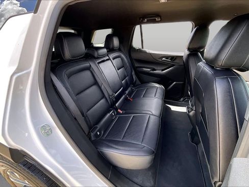 Used 2026 Chevrolet Equinox LT w/ Convenience Package II FWD image 21
