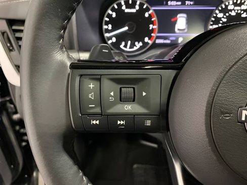 Certified 2023 Nissan Rogue SV w/ SV Premium B Package AWD/4WD image 13