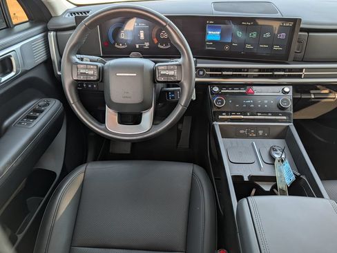 Used 2026 Hyundai Santa Fe SEL FWD image 27