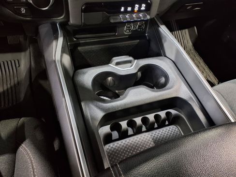 Used 2022 RAM 1500 Big Horn AWD/4WD image 14
