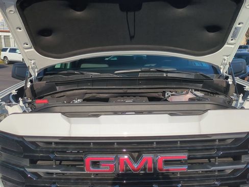 New 2026 GMC Sierra 1500 Elevation w/ Elevation Select Package AWD/4WD image 17
