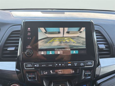 Used 2024 Honda Odyssey Elite image 32