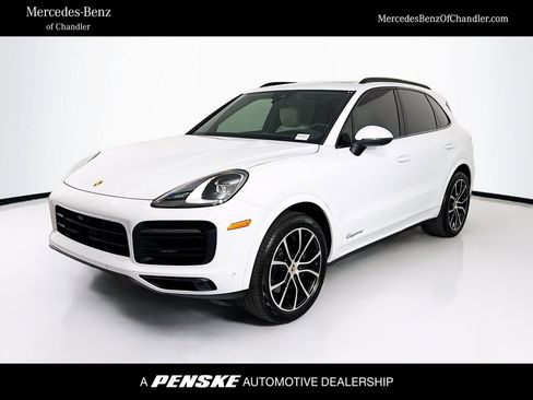 Used 2022 Porsche Cayenne AWD/4WD image 1