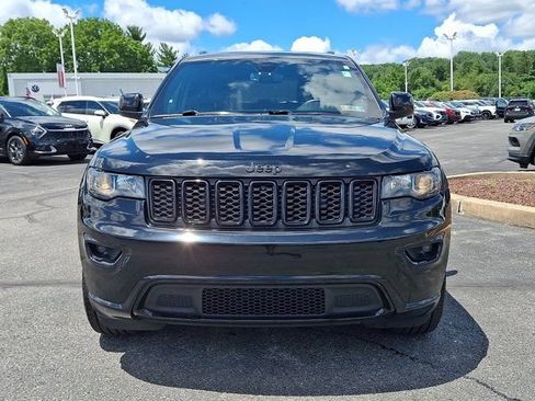 Certified 2019 Jeep Grand Cherokee Altitude AWD/4WD image 2