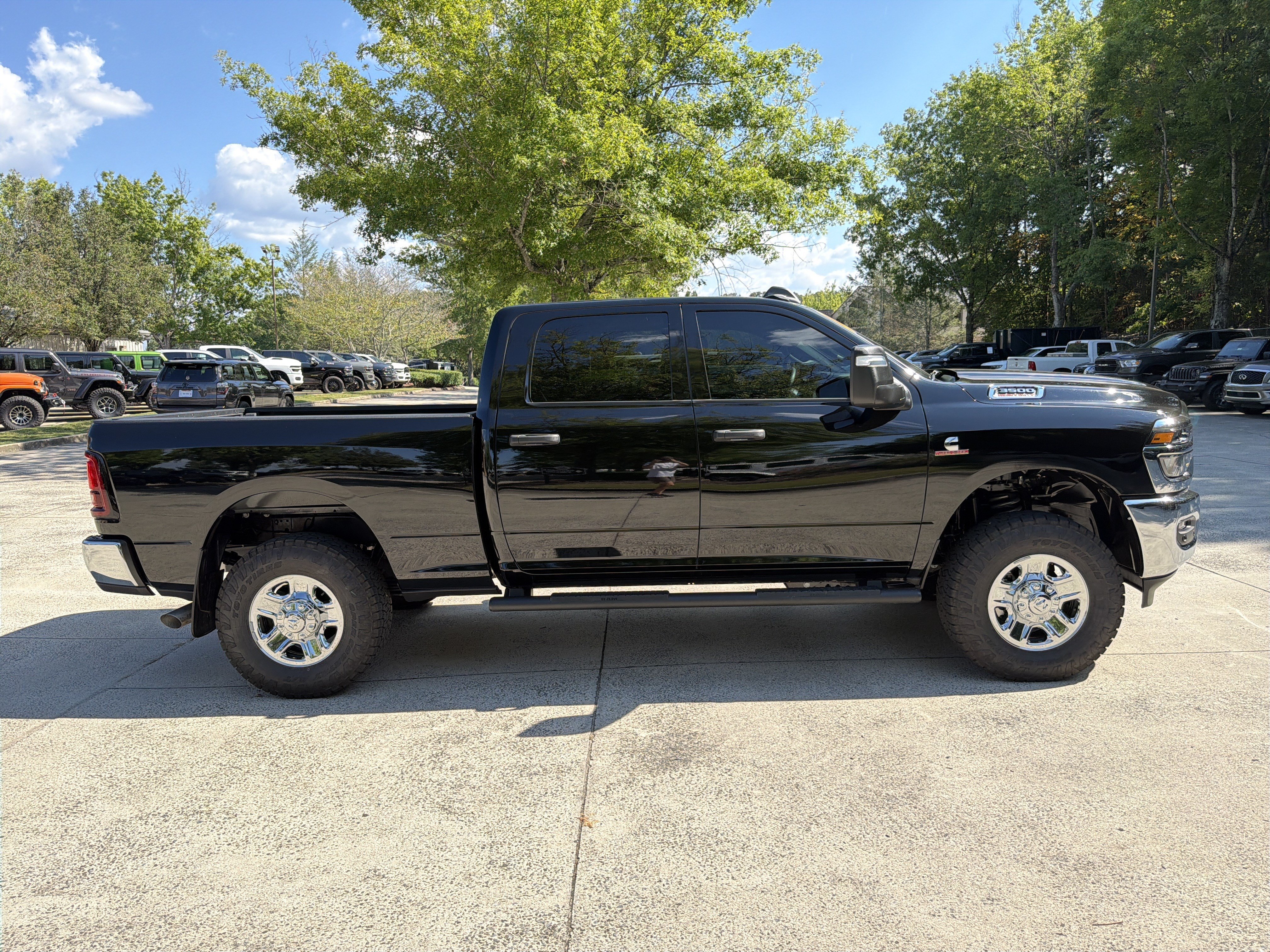 Used 2026 RAM 3500 Tradesman AWD/4WD image 8