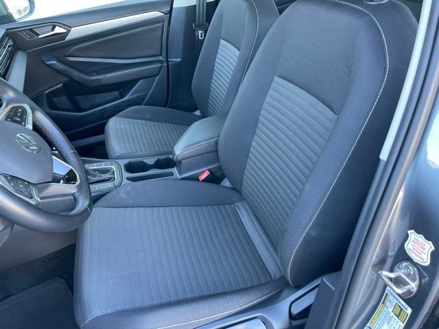 Used 2025 Volkswagen Jetta S FWD image 10