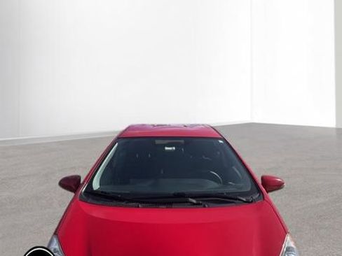 Used 2013 Toyota Prius C Two image 2