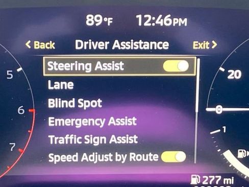 New 2025 Mitsubishi Outlander SEL image 17