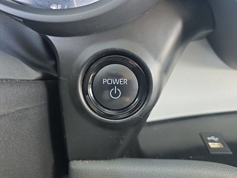 Certified 2025 Toyota Sienna XLE w/ XLE Plus Package AWD/4WD image 20