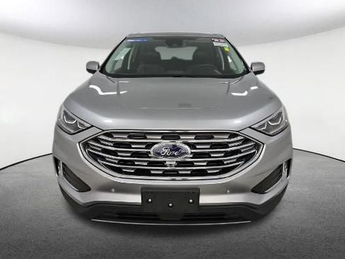 Used 2022 Ford Edge Titanium w/ Equipment Group 301A AWD/4WD image 2