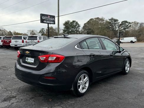 Used 2017 Chevrolet Cruze LT w/ Convenience Package image 8