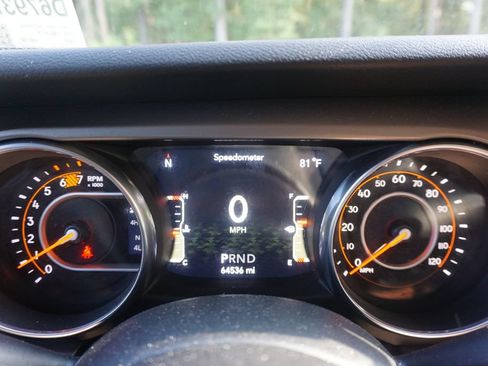 Used 2018 Jeep Wrangler Unlimited Sport S AWD/4WD image 6