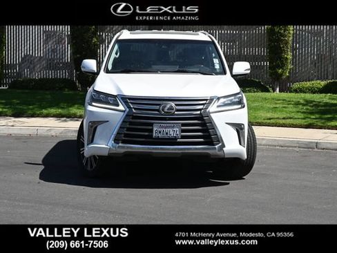 Used 2018 Lexus LX 570 4WD w/ Luxury Package image 2