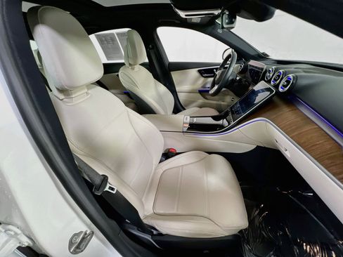 Used 2022 Mercedes-Benz C 300 4MATIC Sedan image 29