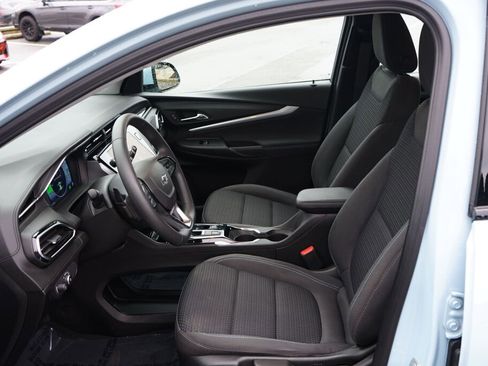 Used 2023 Chevrolet Bolt EUV LT image 15
