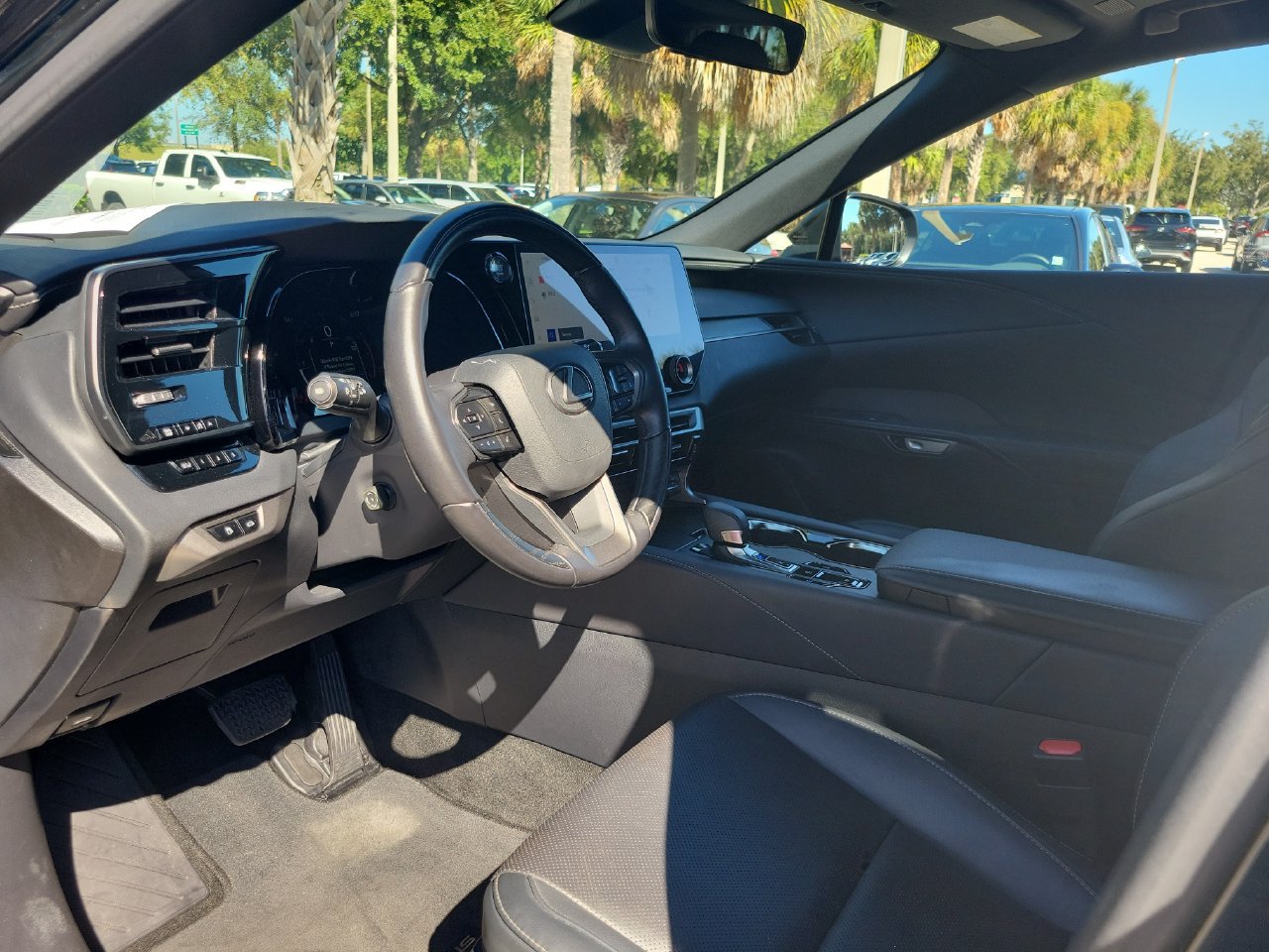 Used 2025 Lexus RX 350 Premium FWD image 15