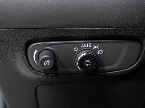 Used 2026 Buick Encore GX Sport Touring w/ Comfort Package image 30