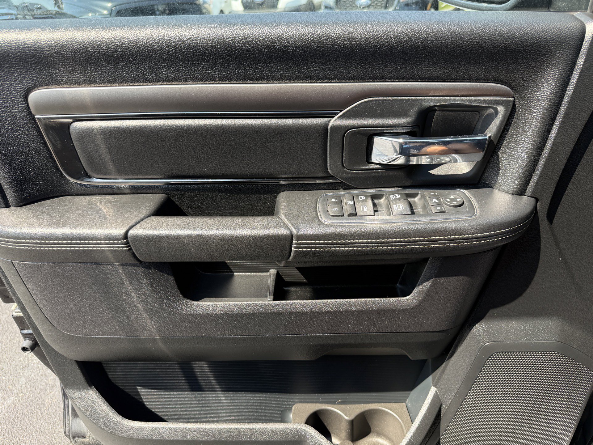 Used 2017 RAM 1500 Sport w/ Black Ram 1500 Sport Group AWD/4WD image 34