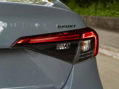 Used 2023 Honda Civic Sport image 13