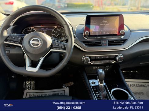 Used 2025 Nissan Altima 2.5 SR FWD image 16