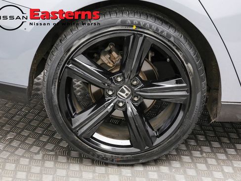 Used 2023 Honda Accord Sport image 29